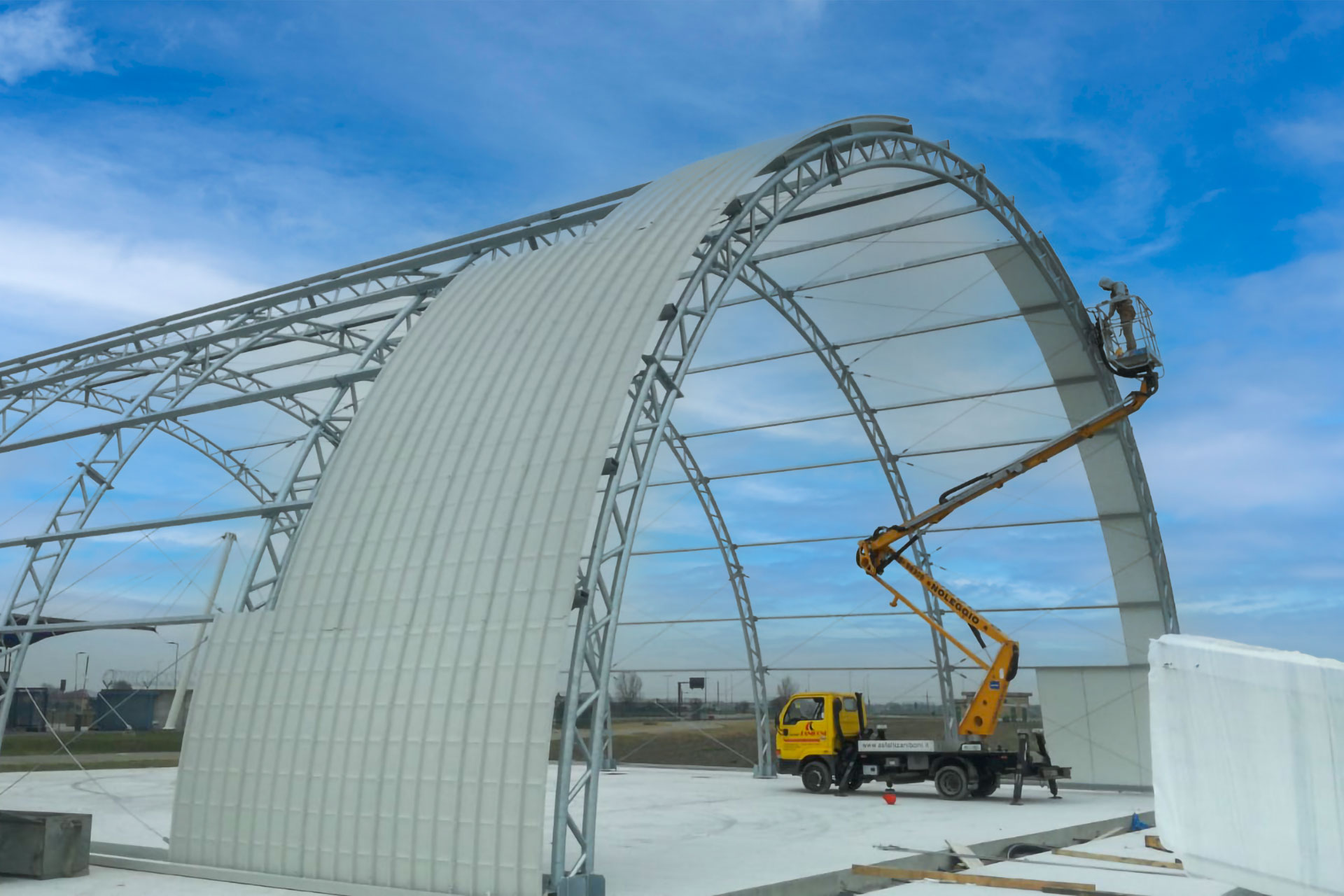 Hangar<br>in<br>Poggio Renatico